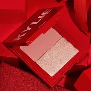 🎁 Kylie Blush & Highlighter Duo NWT